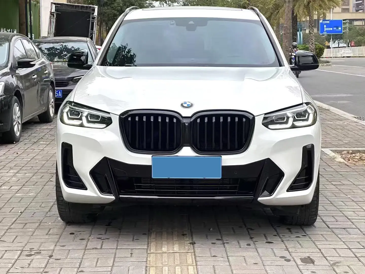 2022 BMW X3 thumbnail 2