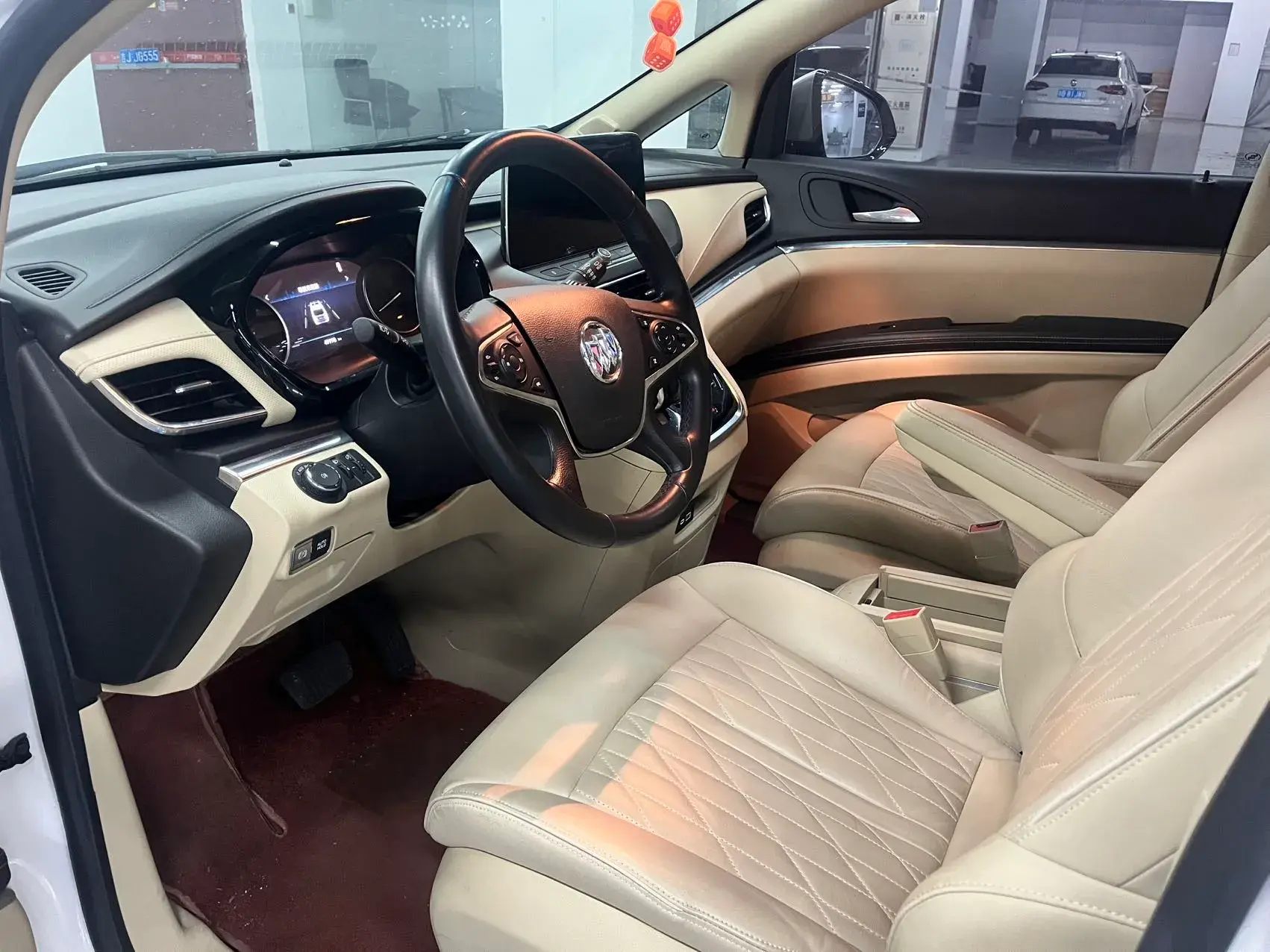 2023 BUICK GL8 thumbnail 4