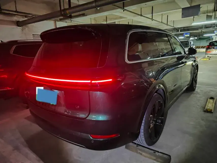 2022 LI L9 thumbnail 4