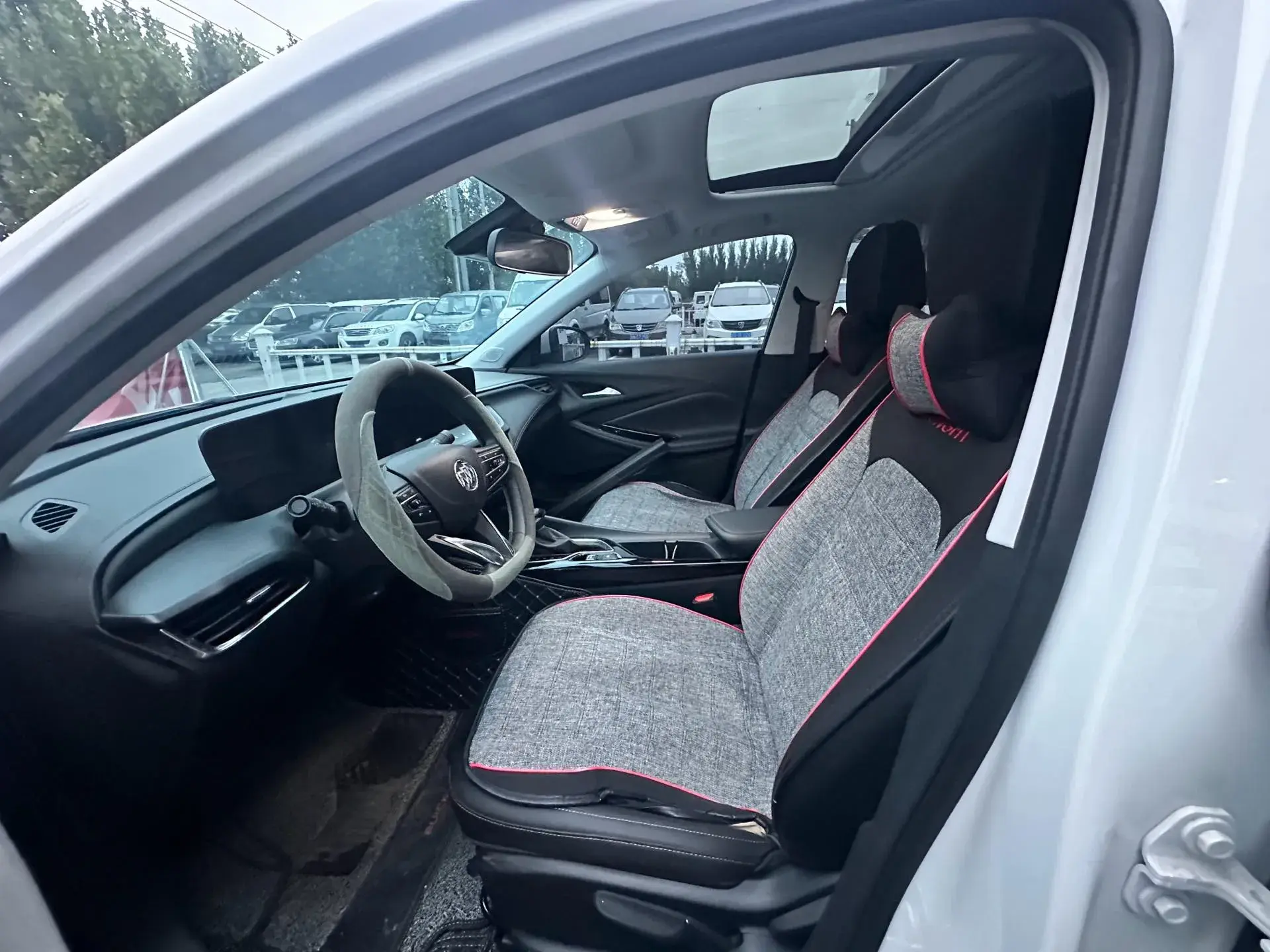 2023 BUICK VERANO thumbnail 4