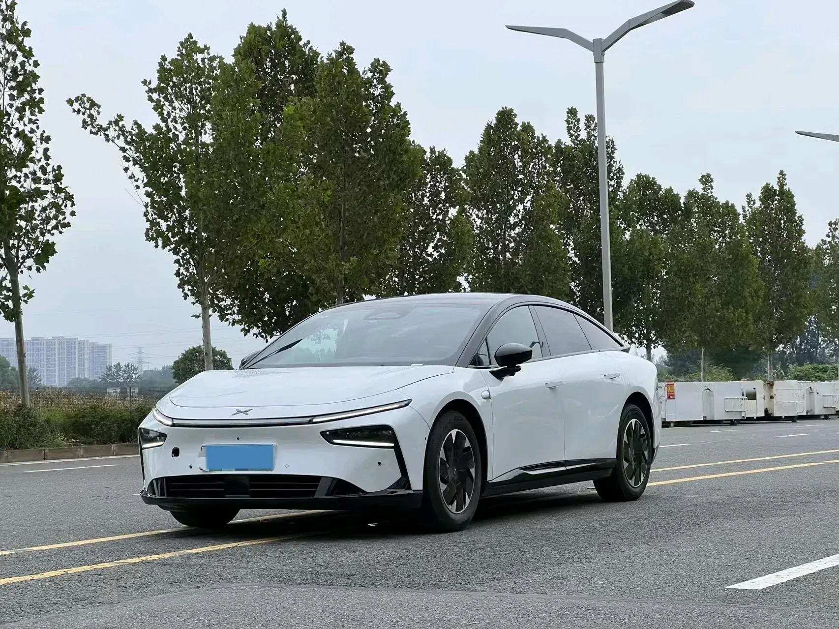 2024 XPENG P7+ view 1