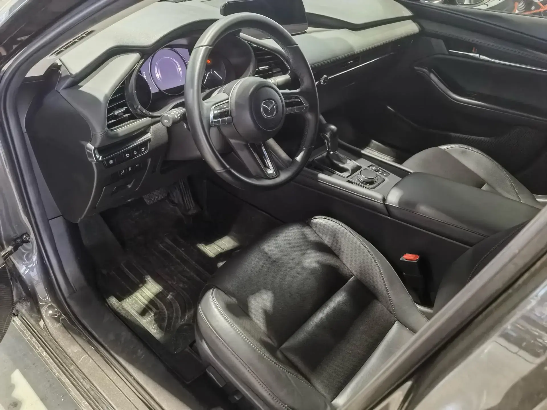 2022 MAZDA 3 thumbnail 4