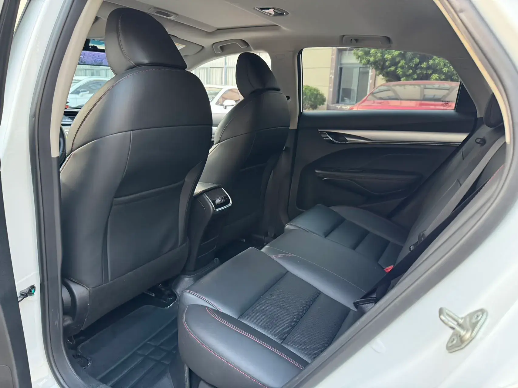 2020 GEELY BINRAY thumbnail 3