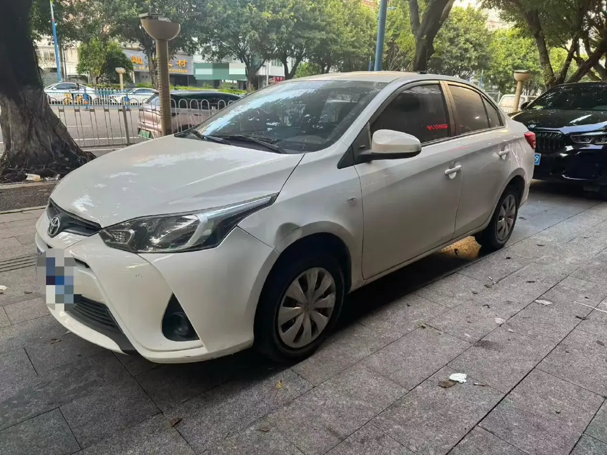 2021 Toyota Yaris L 1.5L 112HP L4 CVT