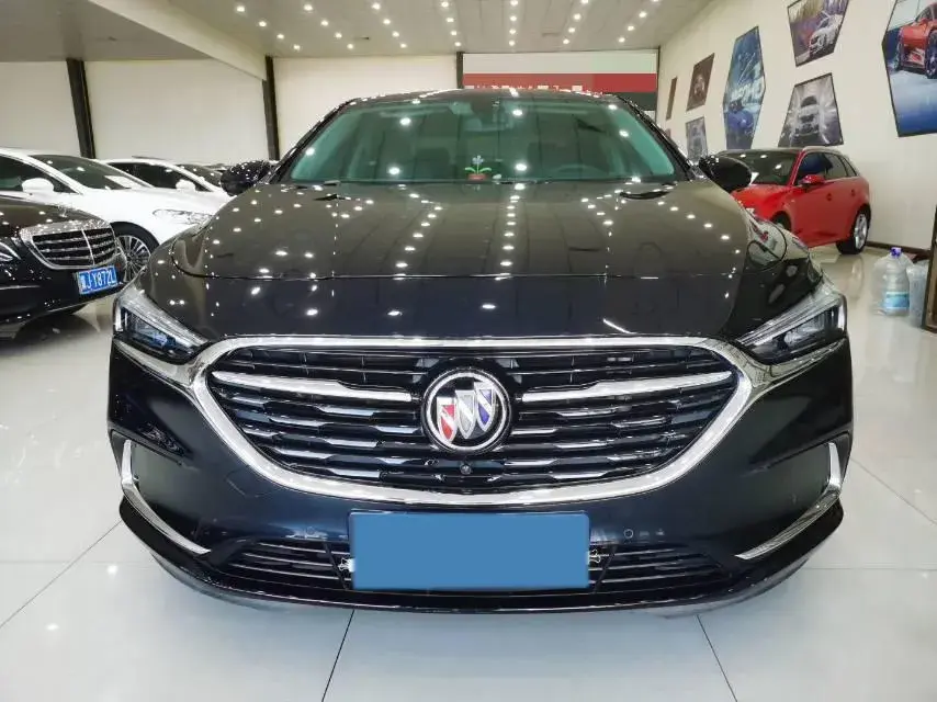 2022 BUICK LARCOSSE thumbnail 2