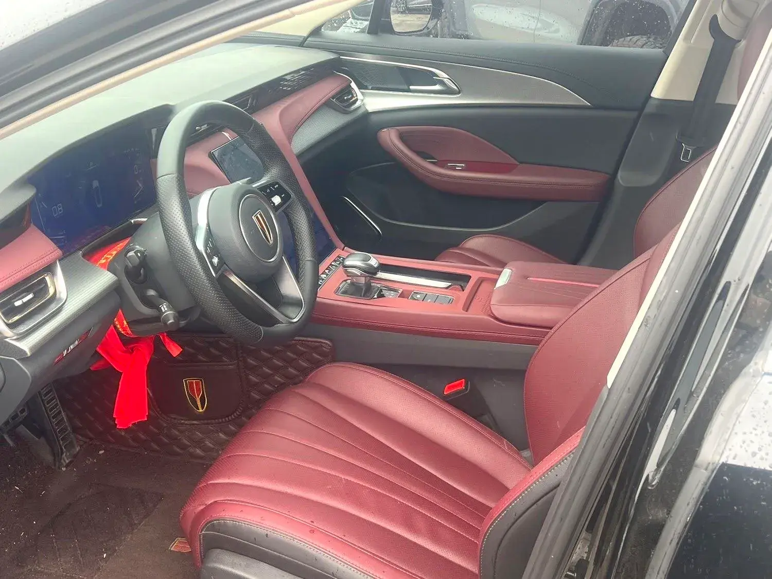 2023 HONGQI H5 thumbnail 2