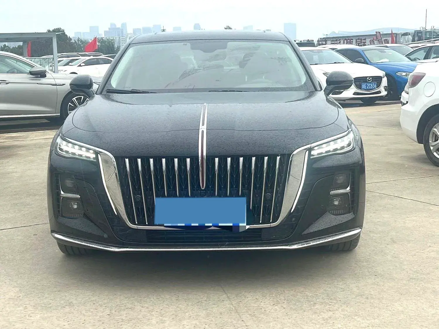 2023 HONGQI H5 thumbnail 3