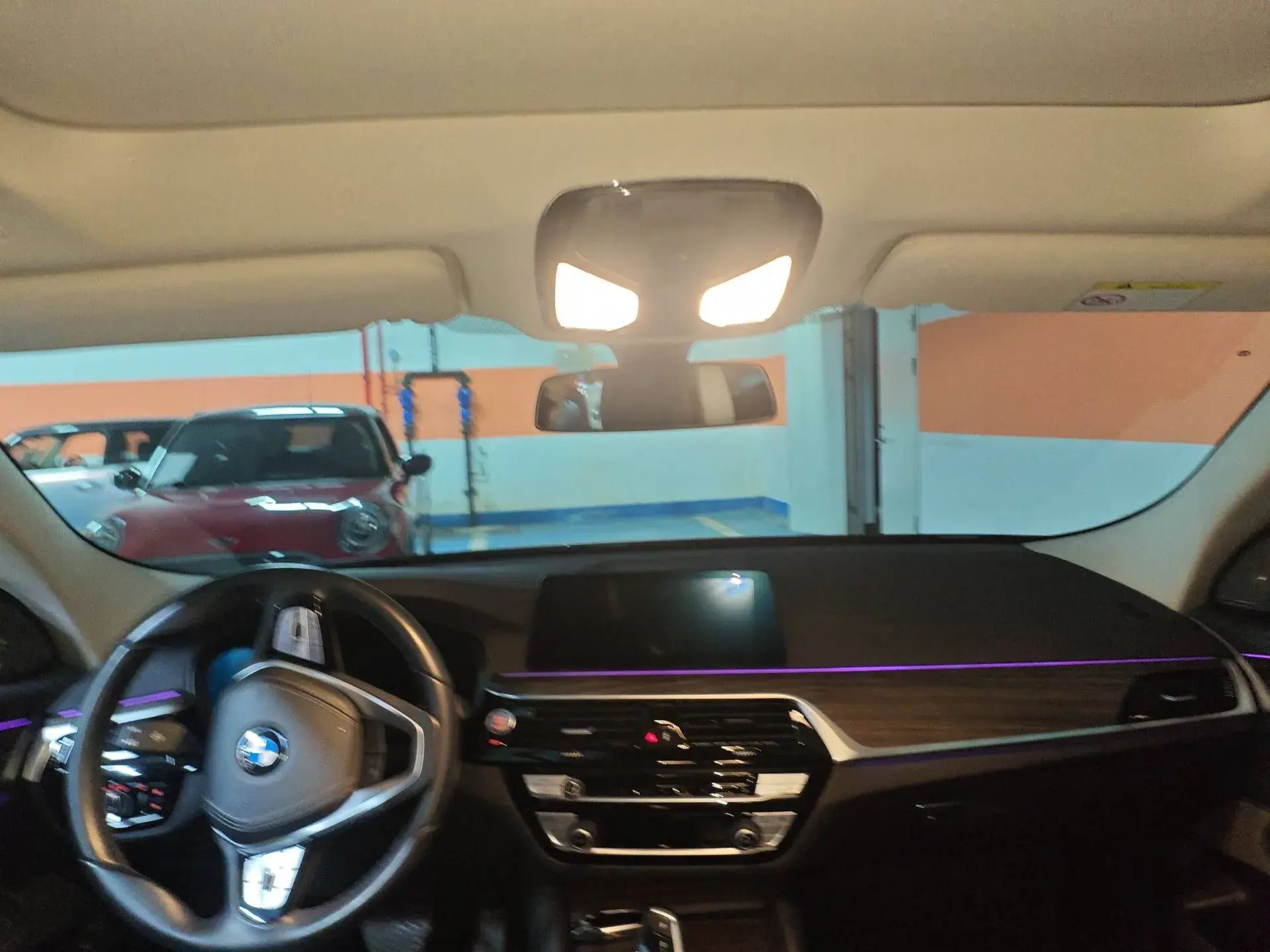 2020 BMW 6 thumbnail 4