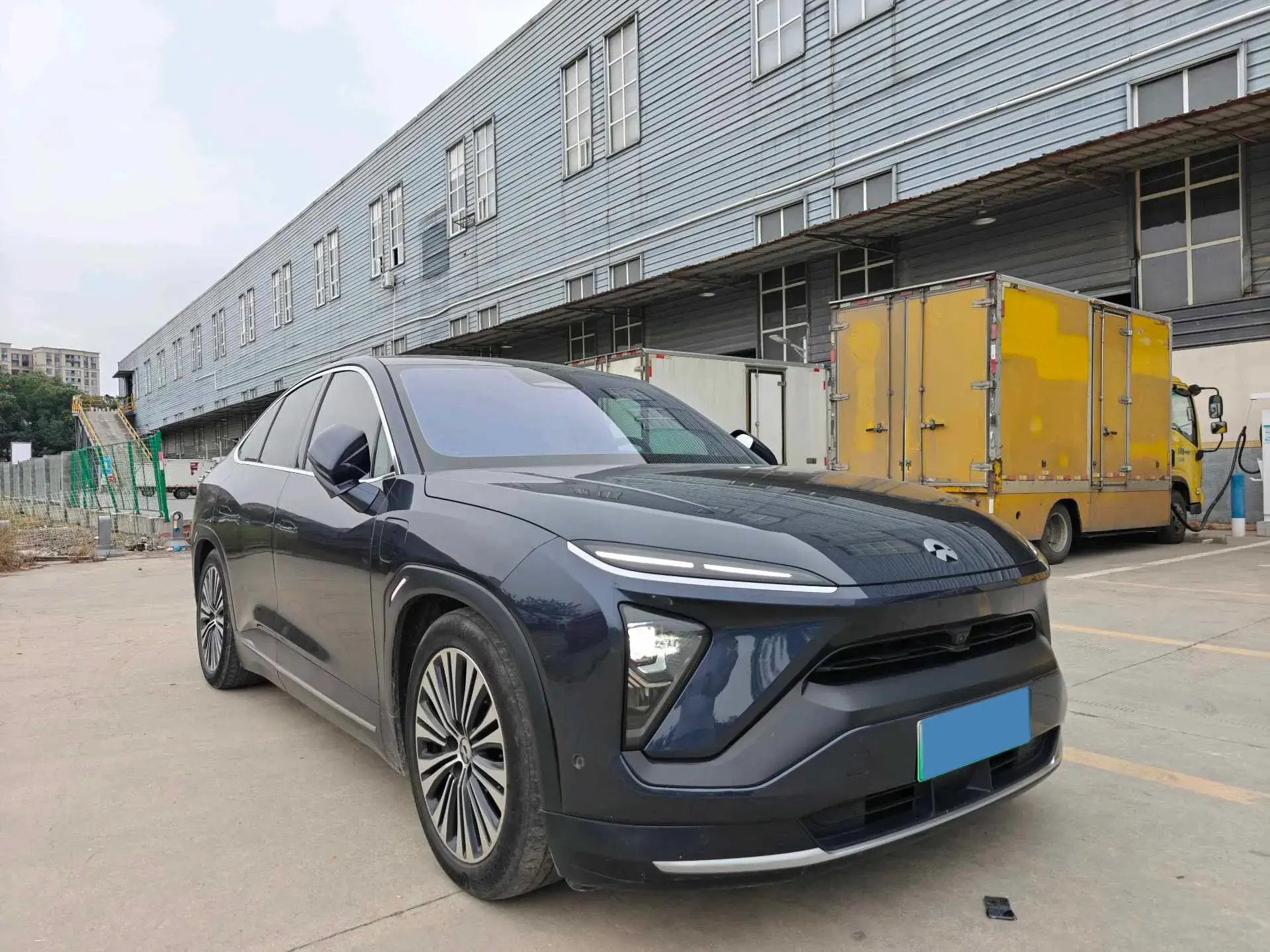 2020 NIO EC6 thumbnail 3