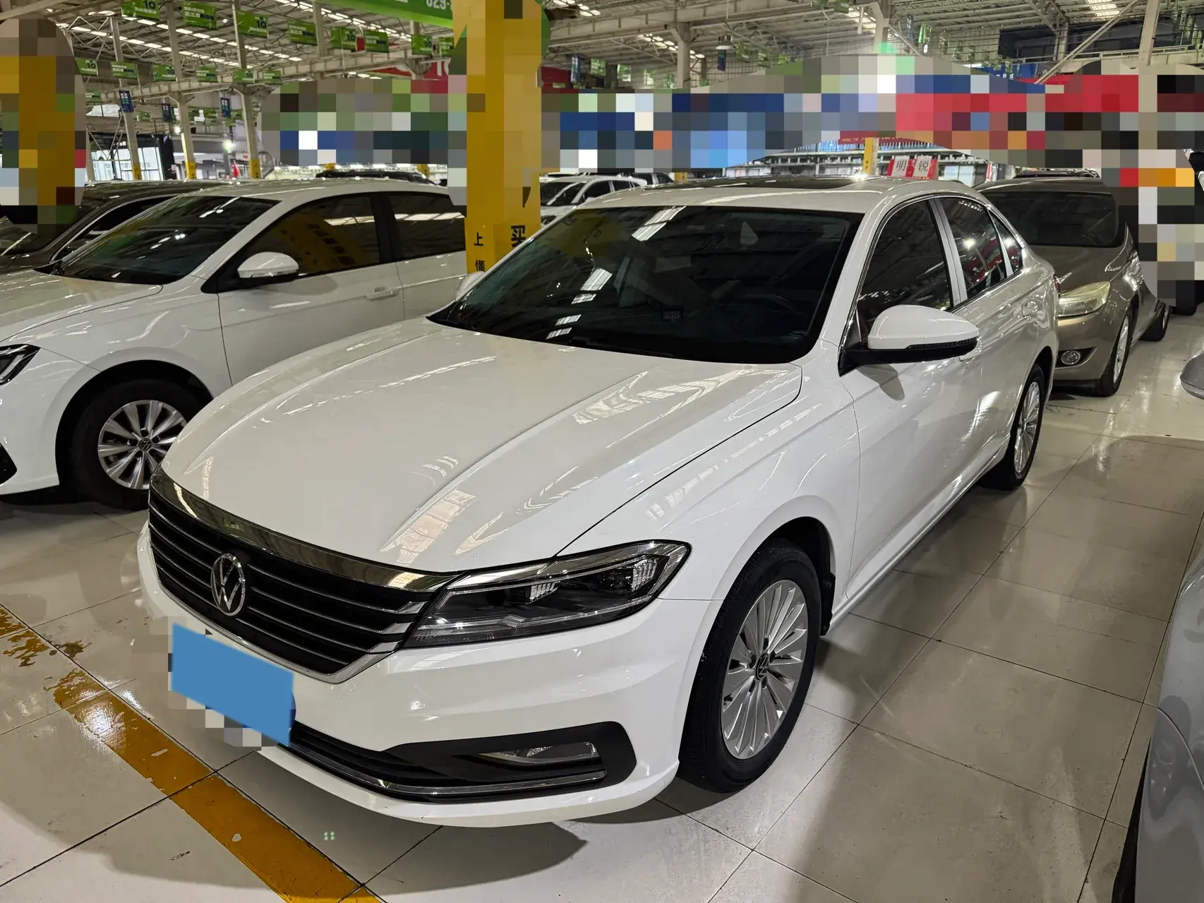 2021 VOLKSWAGEN LAVIDA view 1