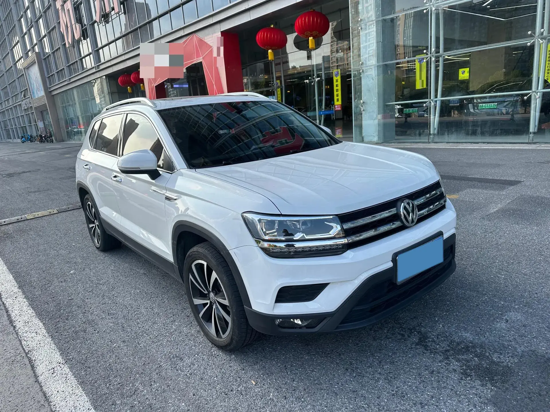 2021 VOLKSWAGEN THARU thumbnail 3