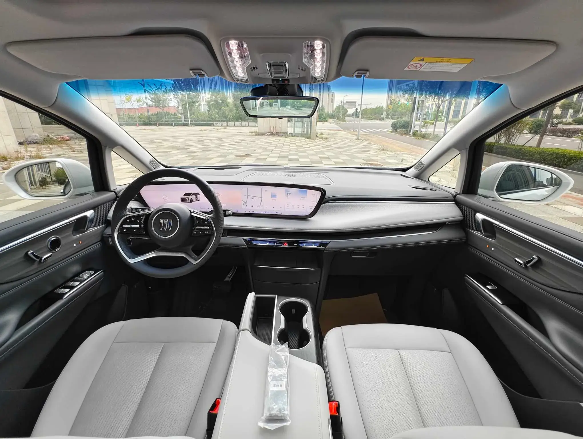 2025 BUICK GL8 thumbnail 4