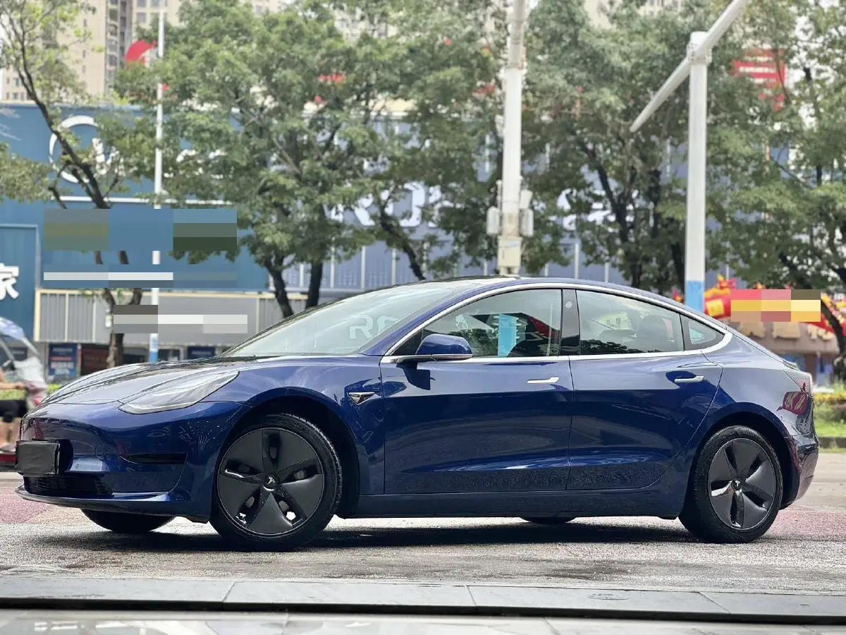 2019 Tesla Model 3 BEV 52KWH