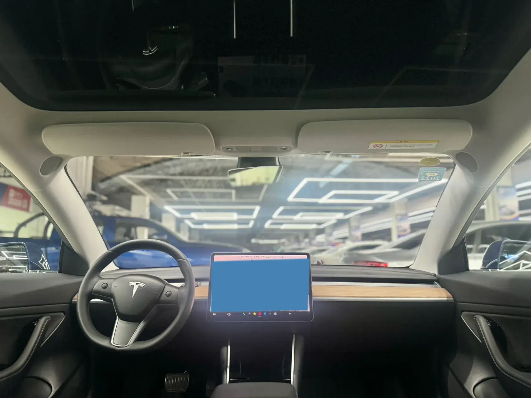 2019 TESLA MODEL thumbnail 4