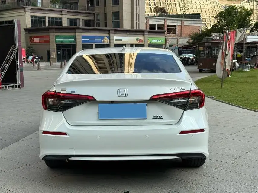 2022 HONDA CIVIC thumbnail 4