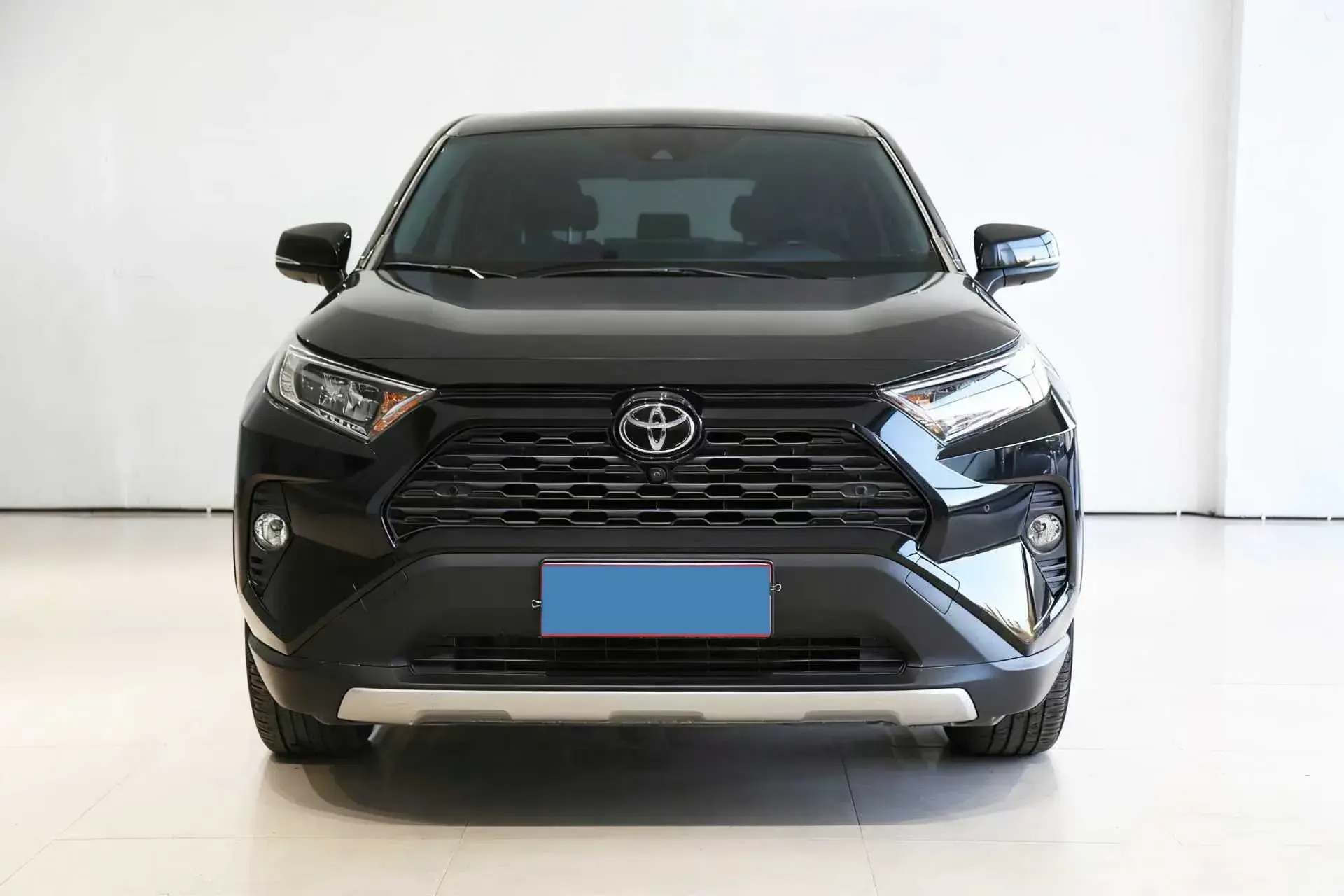 2022 TOYOTA RAV4 thumbnail 3