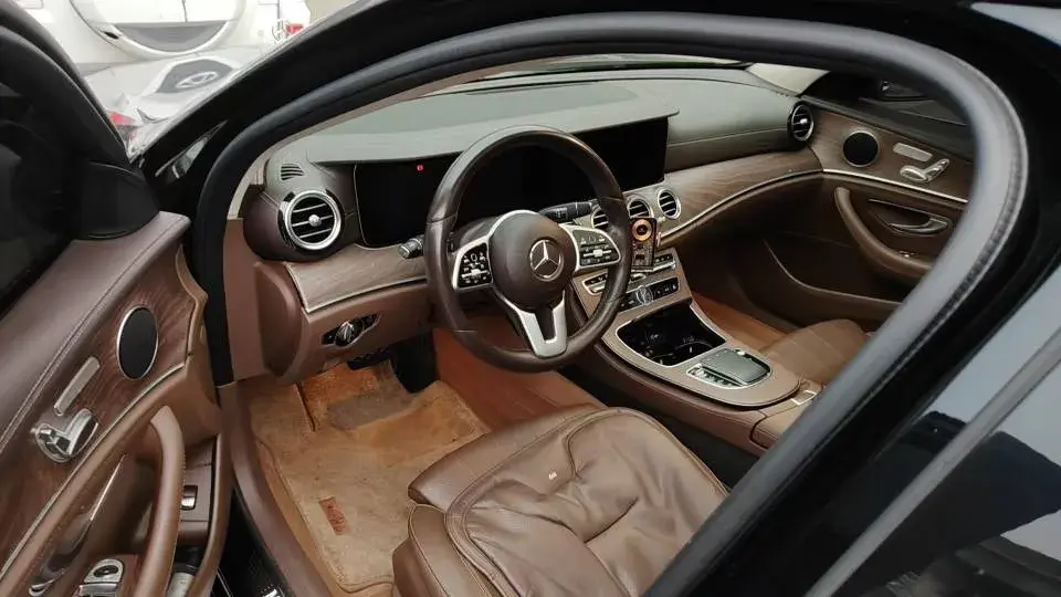 2020 MERCEDES-BENZ E thumbnail 2