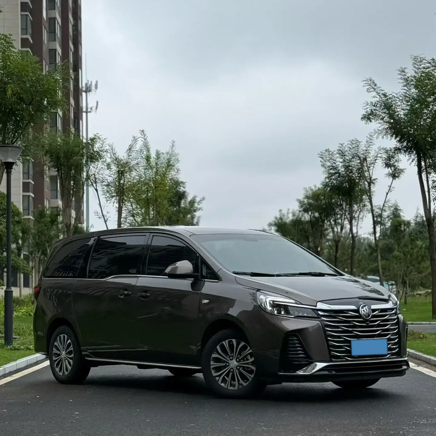 2023 BUICK GL8 thumbnail 2