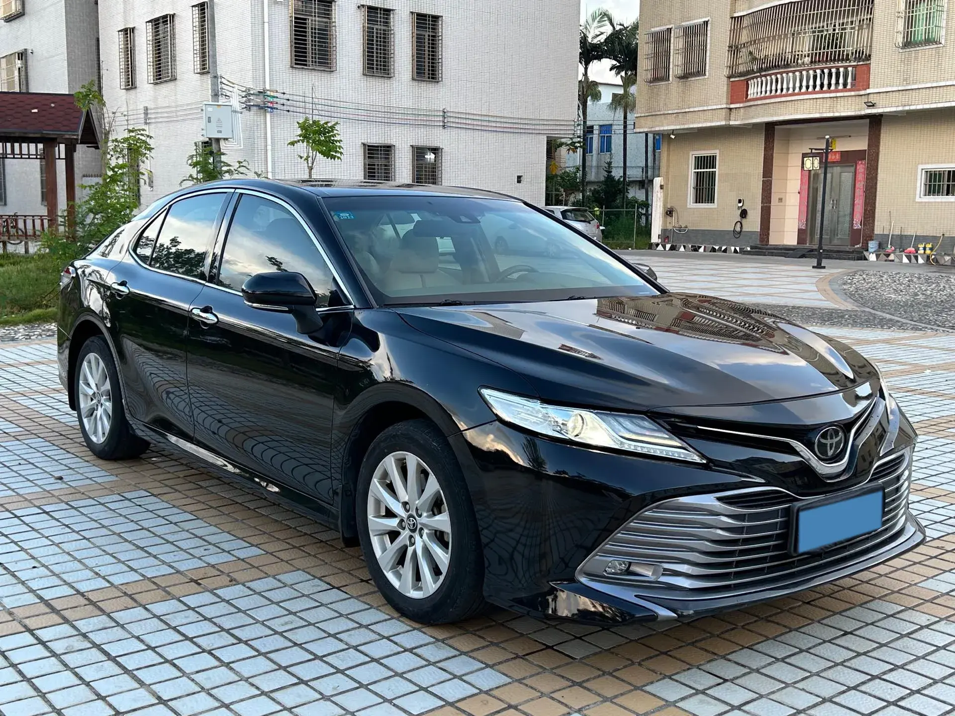 2019 TOYOTA CAMRY thumbnail 3
