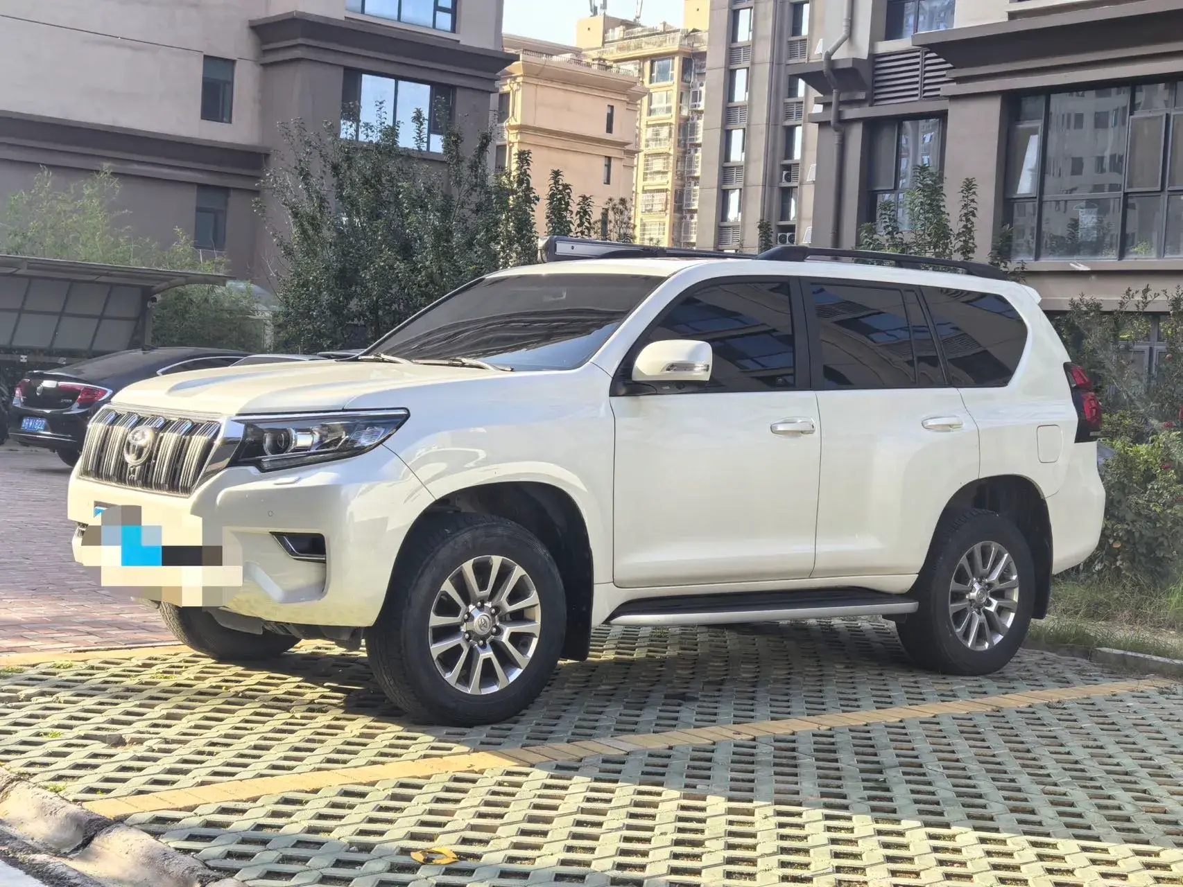 2019 TOYOTA LAND view 1