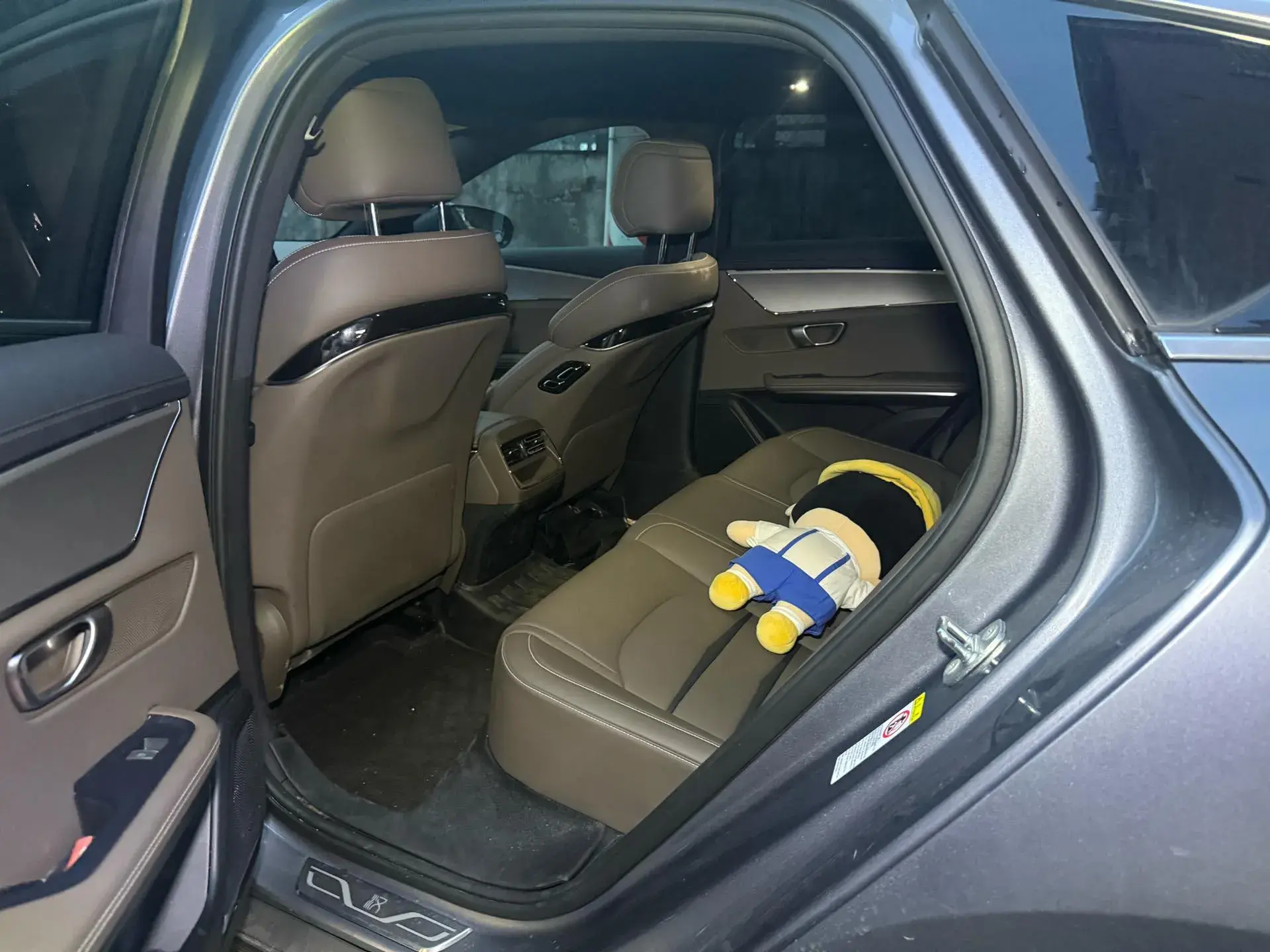 2020 BYD HAN thumbnail 3