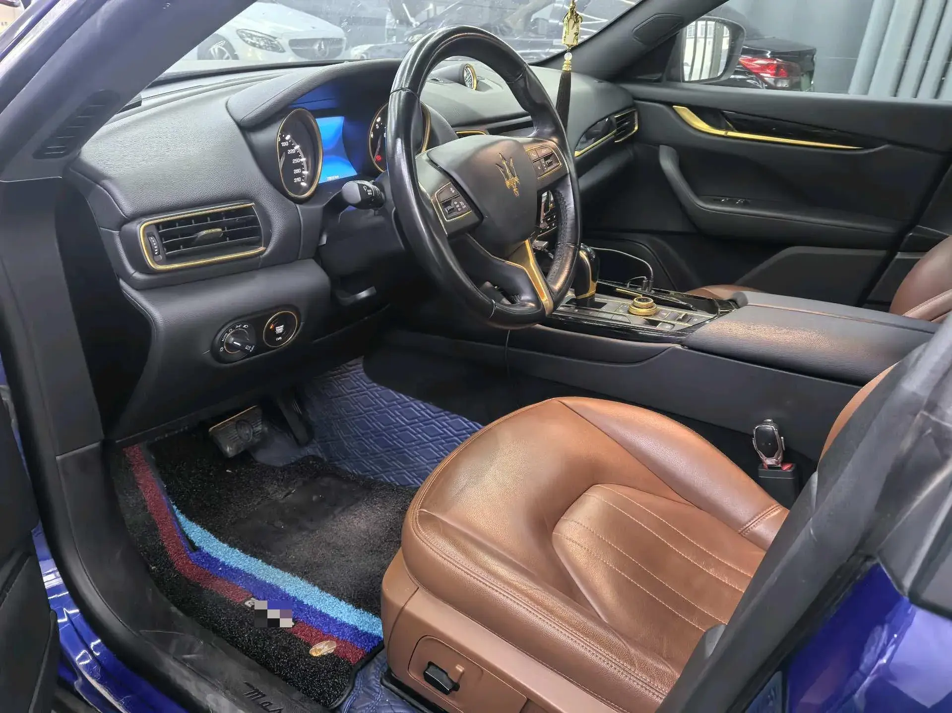 2018 MASERATI LEVANTE thumbnail 2