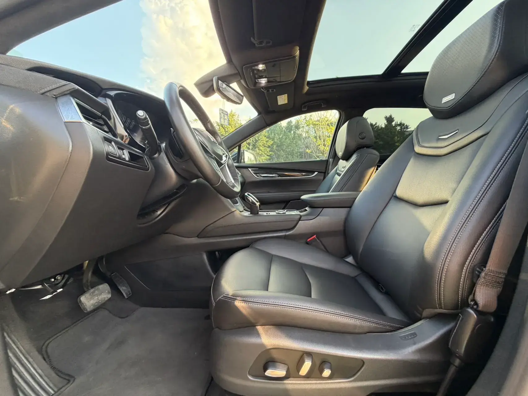 2020 CADILLAC XT5 thumbnail 4