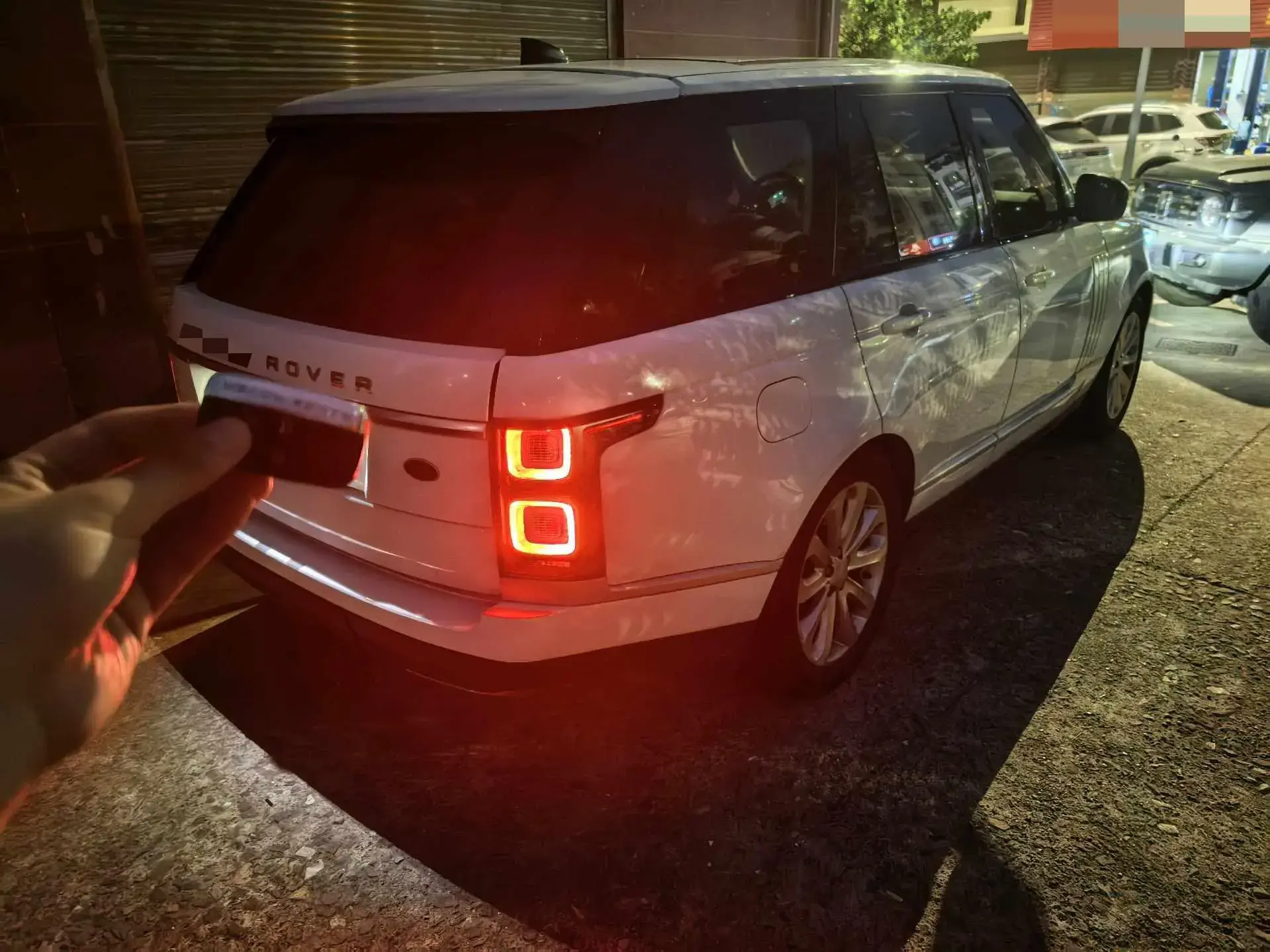 2017 LAND ROVER thumbnail 2