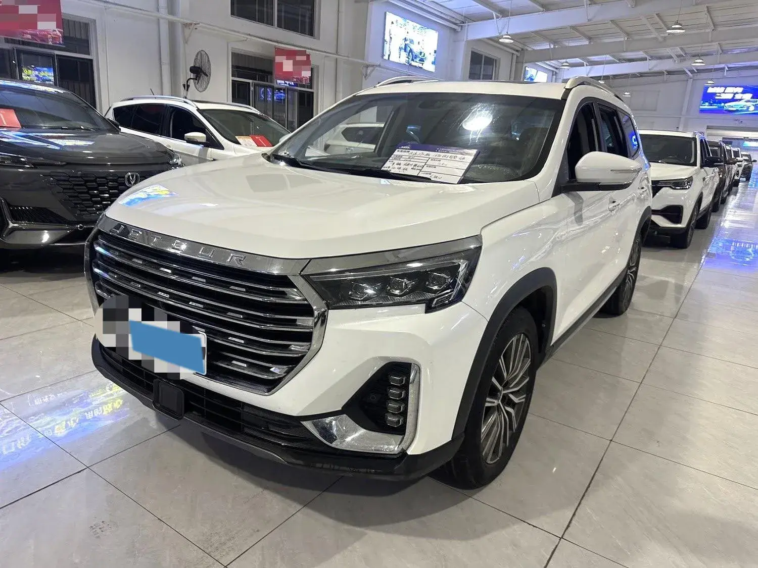 2021 JETOUR X90 view 1