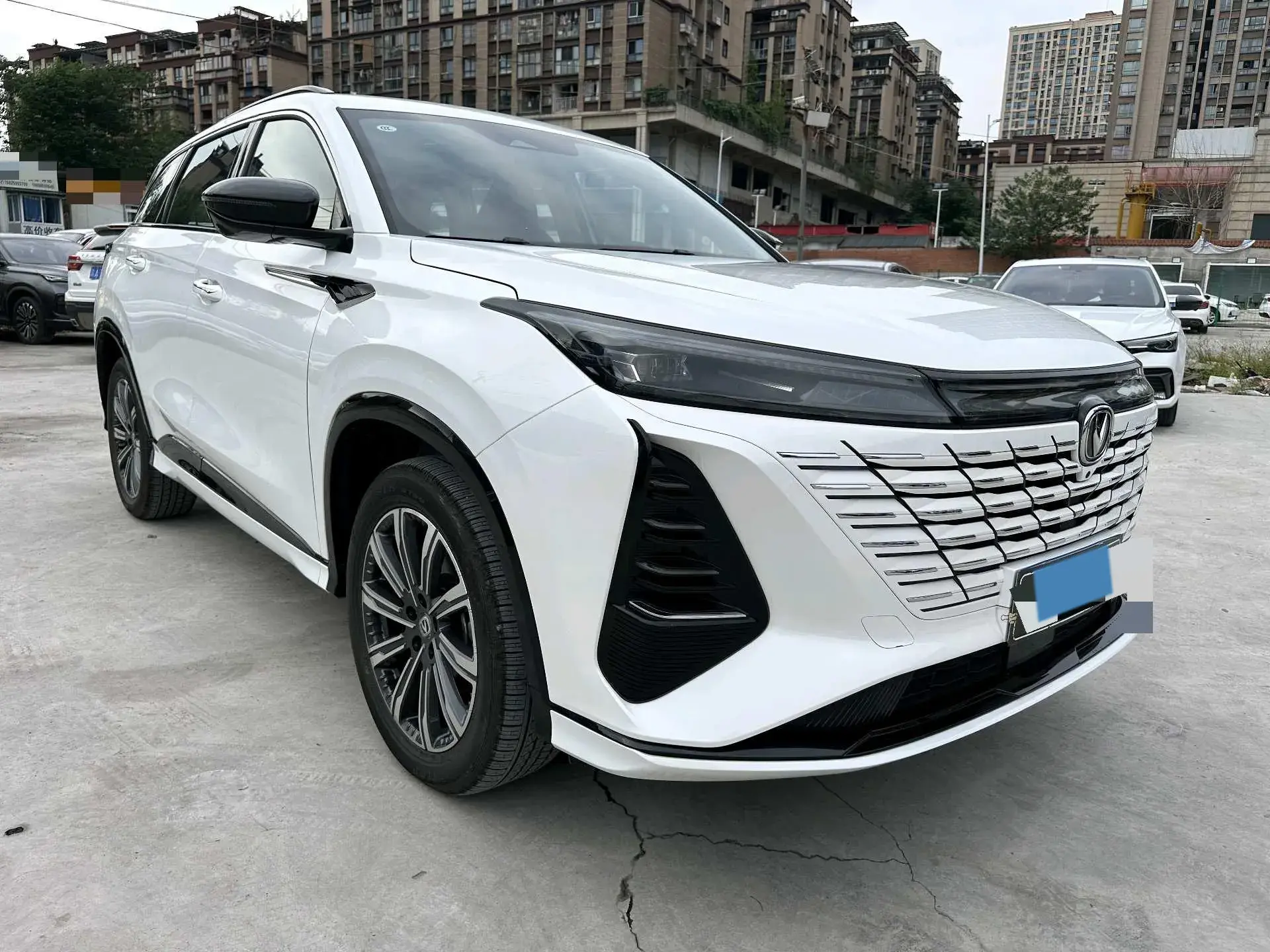 2024 CHANGAN CS75 thumbnail 2