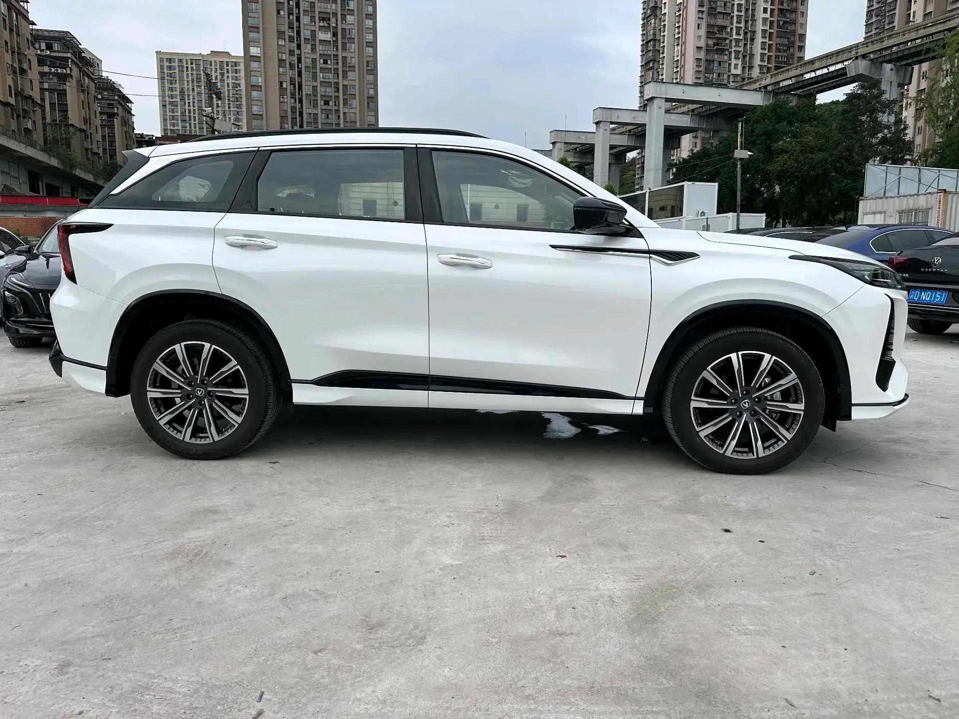 2024 CHANGAN CS75 thumbnail 4