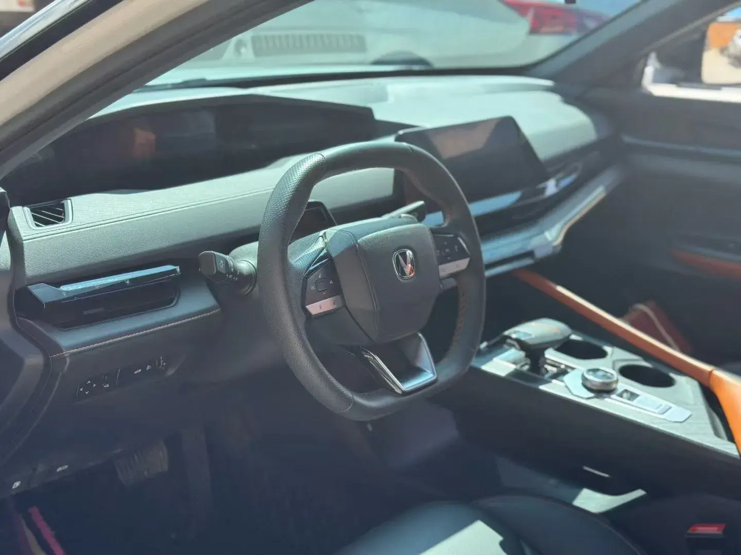 2022 CHANGAN UNI-V thumbnail 4