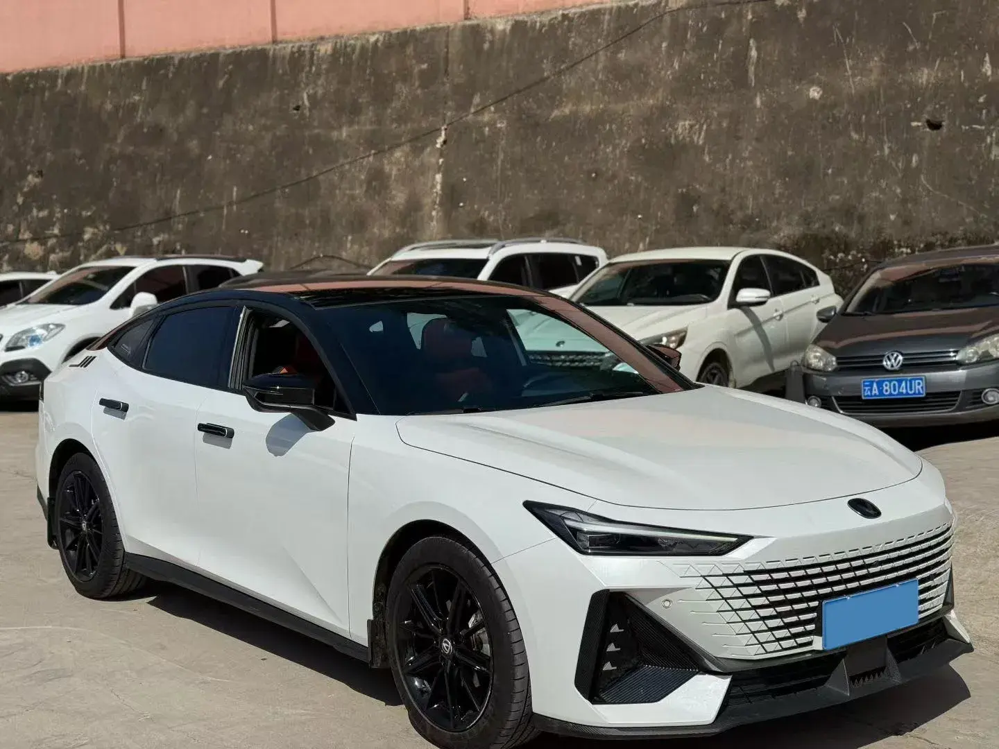 2022 CHANGAN UNI-V thumbnail 2