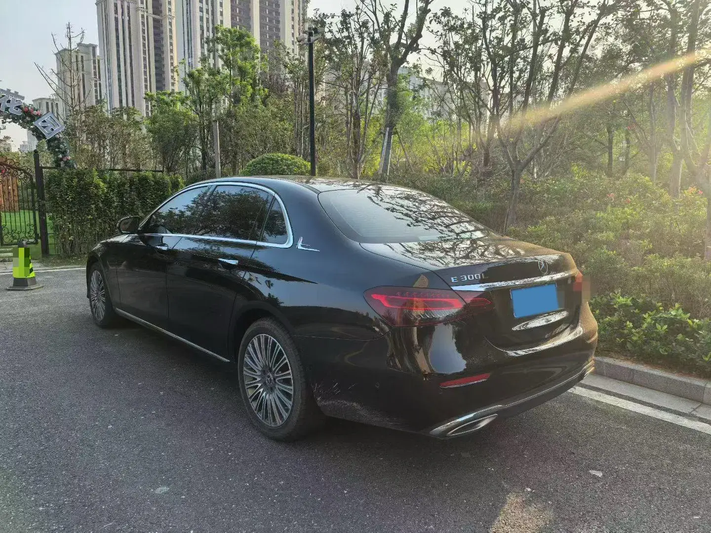 2021 MERCEDES-BENZ E thumbnail 2