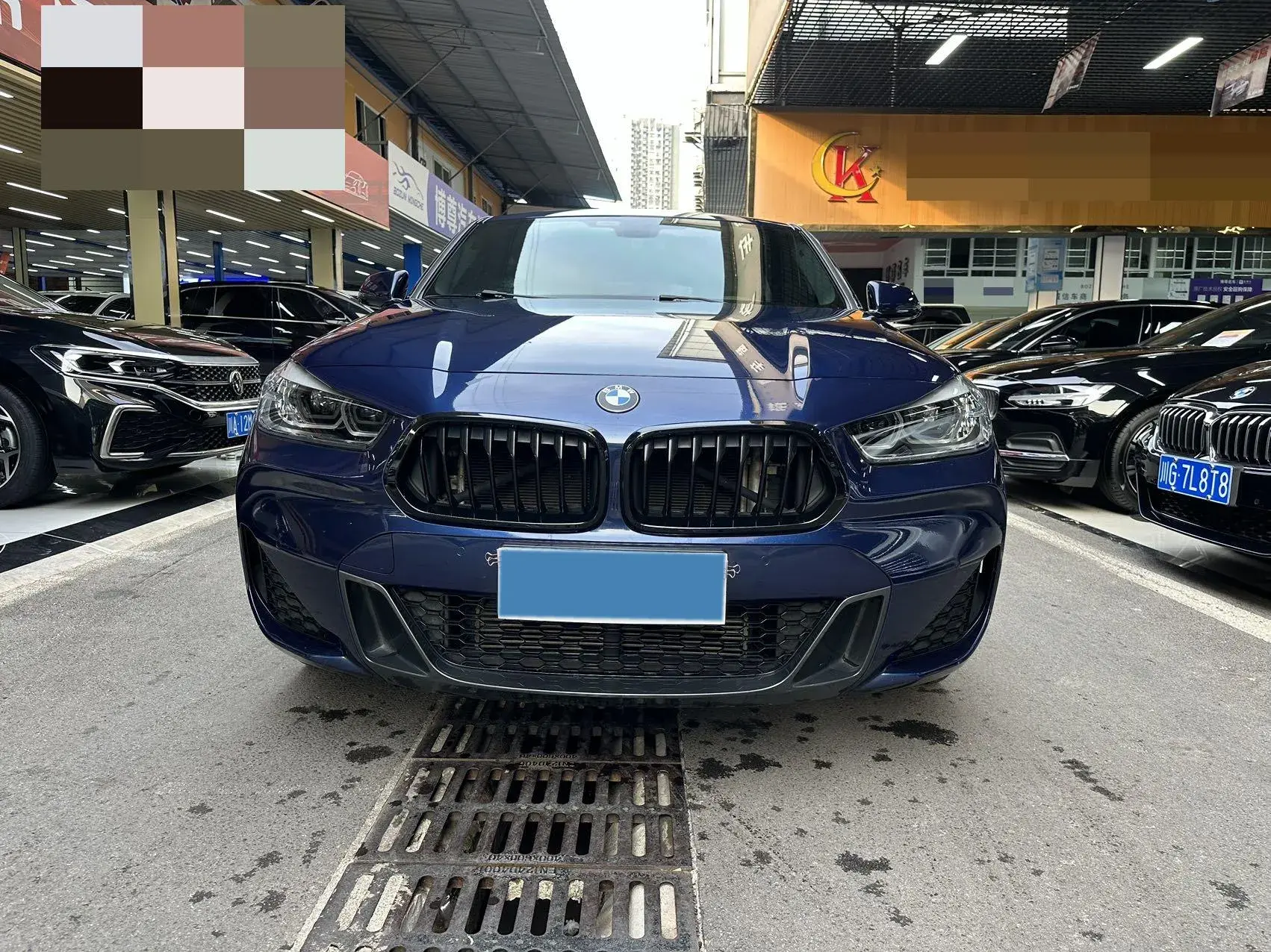 2020 BMW X2 thumbnail 2