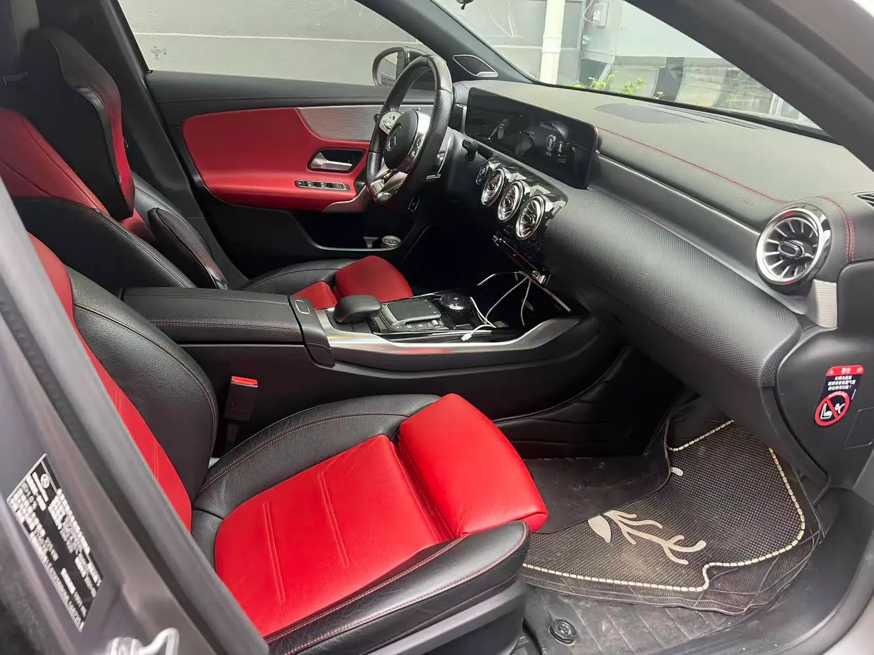 2020 MERCEDES-BENZ A thumbnail 3