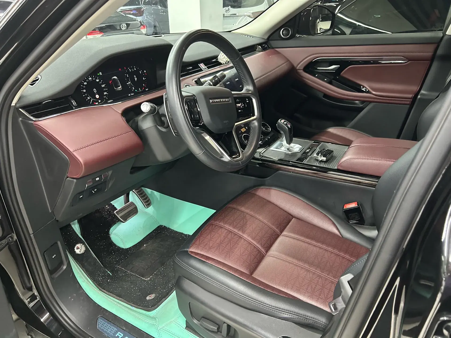 2021 LAND ROVER thumbnail 2