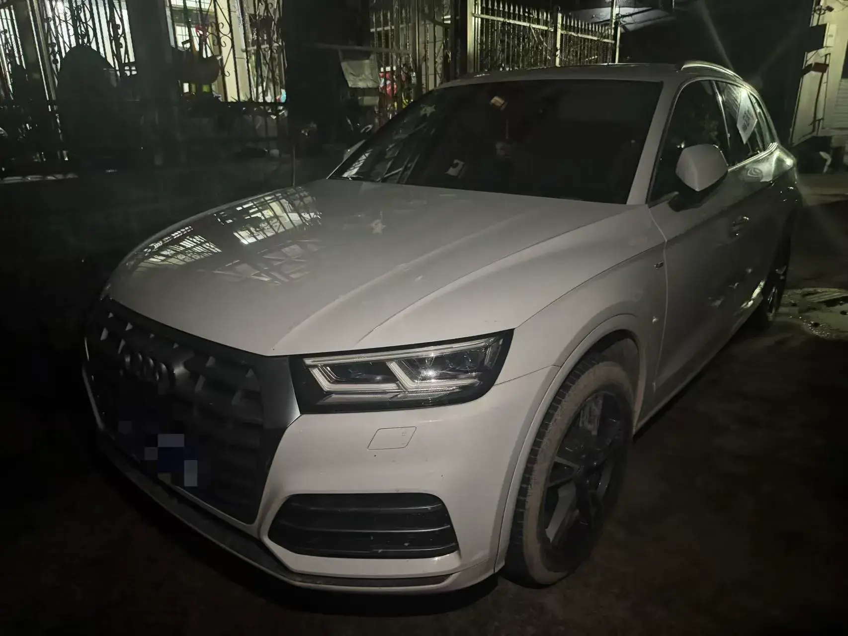 2020 AUDI Q5L view 1