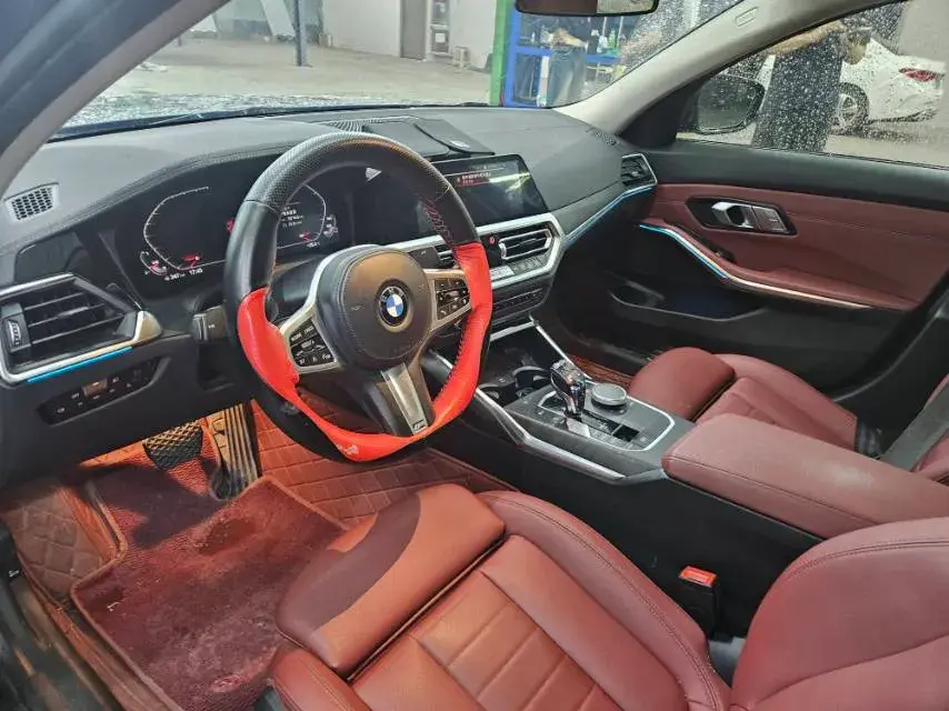 2021 BMW 3 thumbnail 3