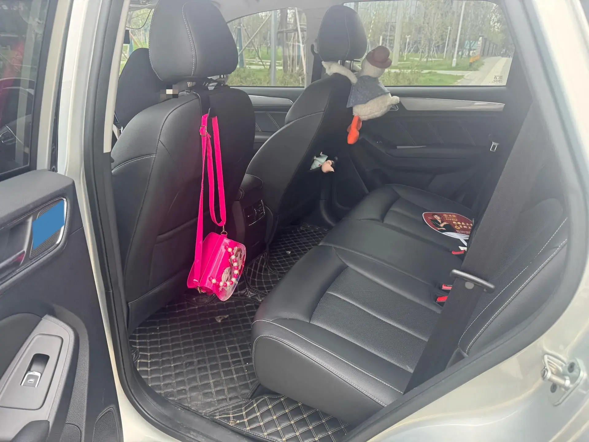 2020 ROEWE RX5 thumbnail 3