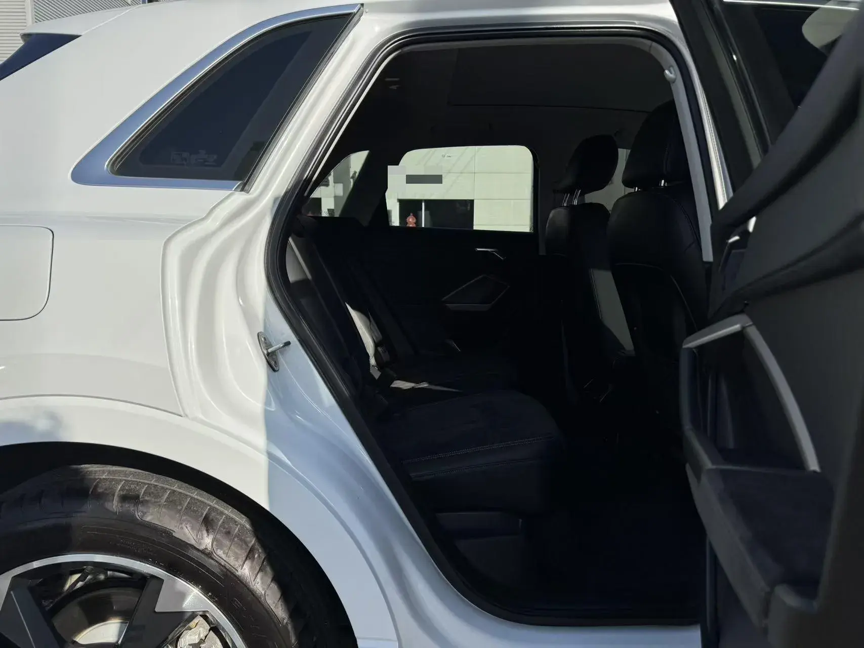 2020 AUDI Q3 thumbnail 4