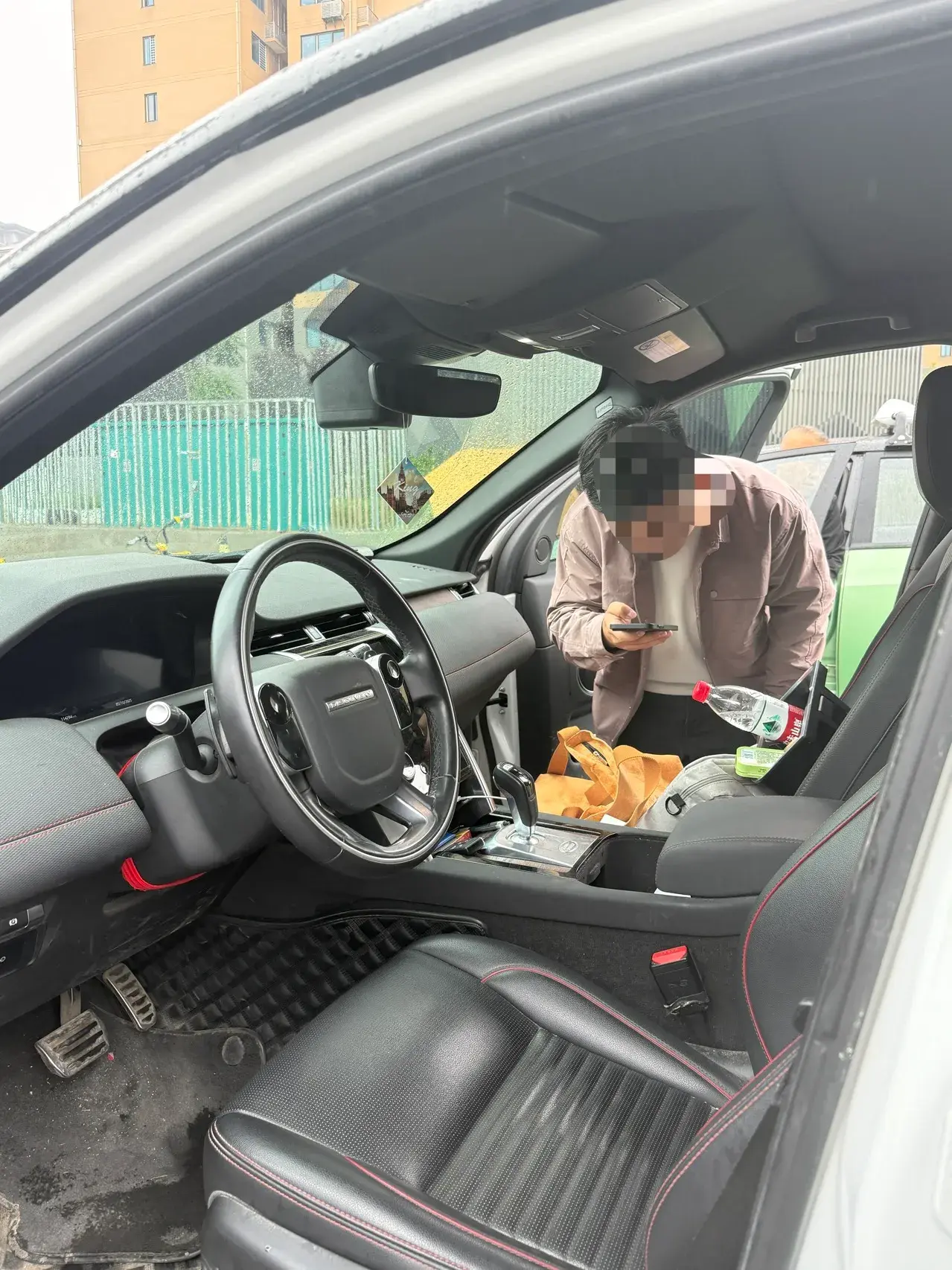 2020 LAND ROVER thumbnail 2