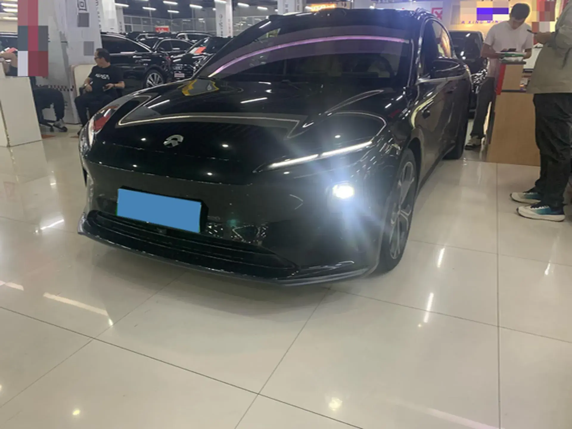 2024 NIO ET5T view 1