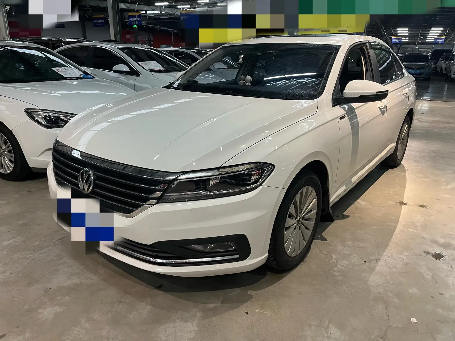 2019 VOLKSWAGEN LAVIDA view 1