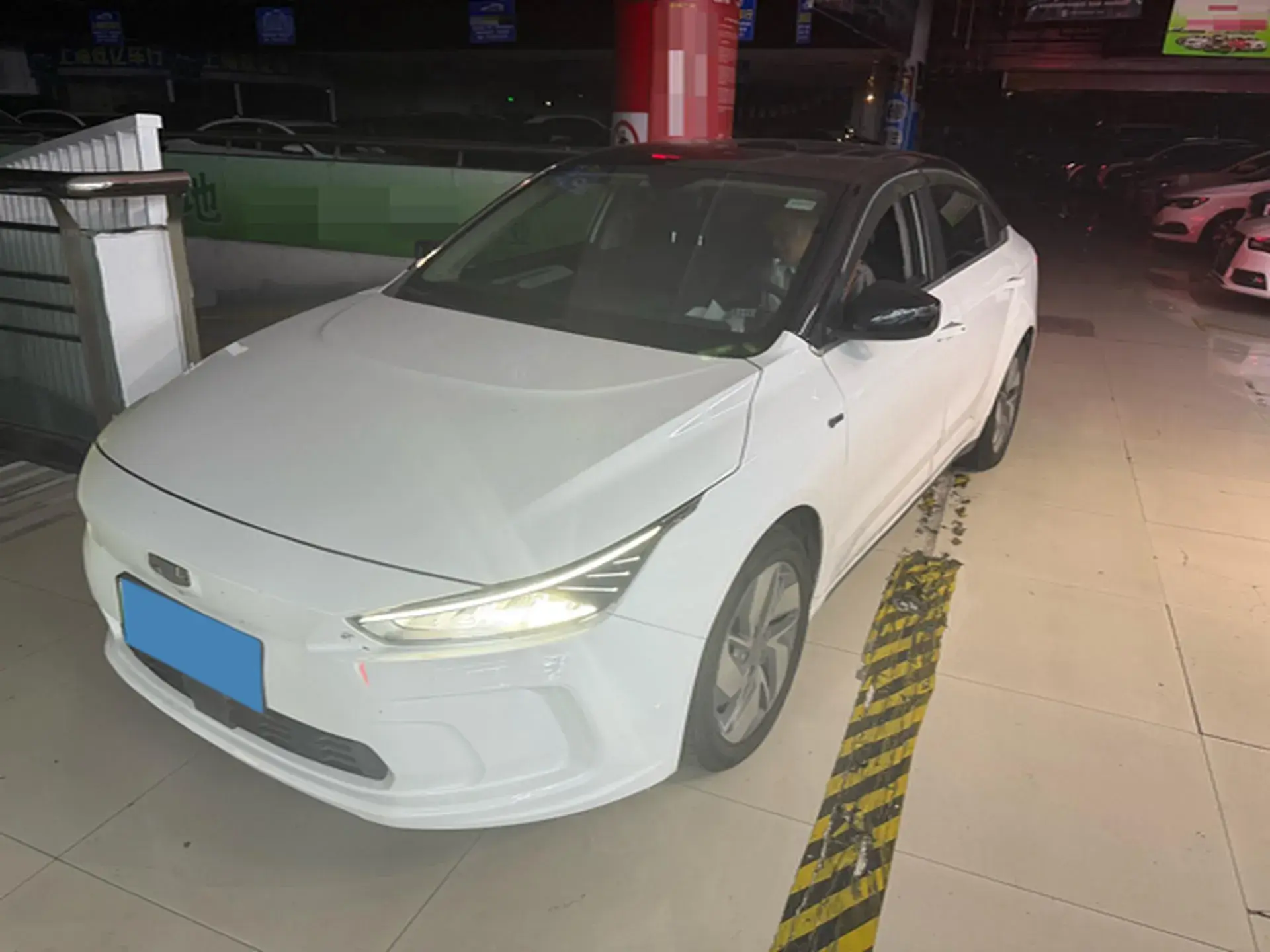 2022 GEOMETRY A view 1