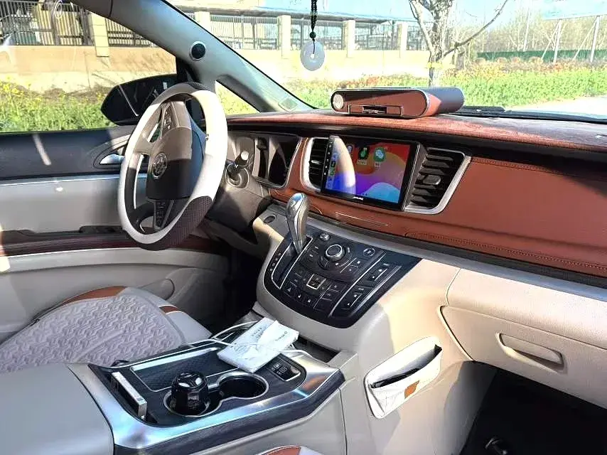 2018 BUICK GL8 thumbnail 4