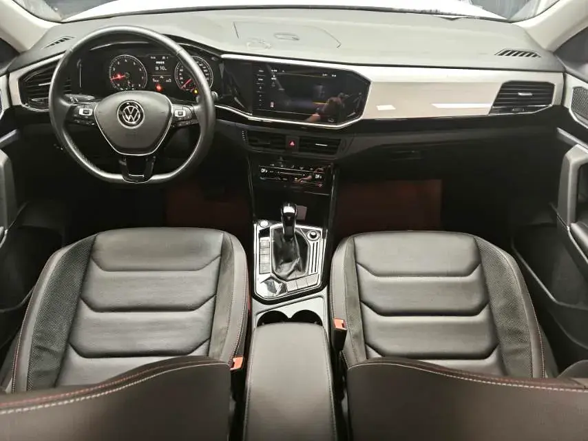 2020 VOLKSWAGEN TAYRON thumbnail 4