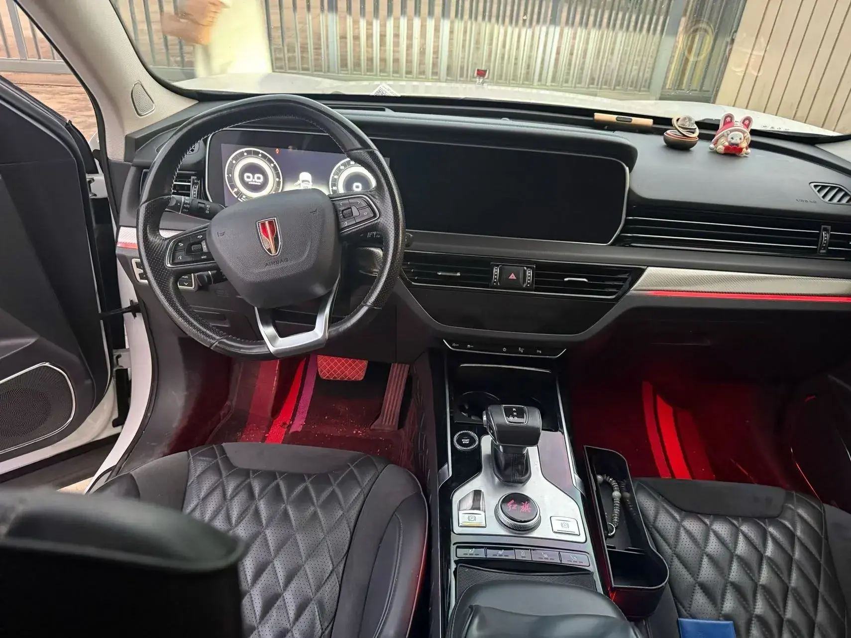 2019 HONGQI HS5 thumbnail 4