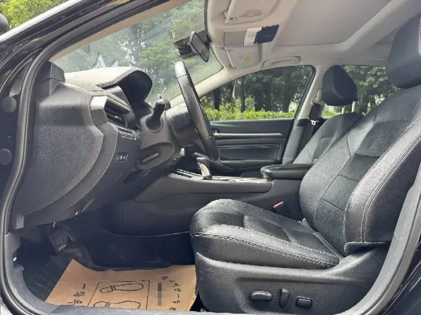 2021 NISSAN TEANA thumbnail 3