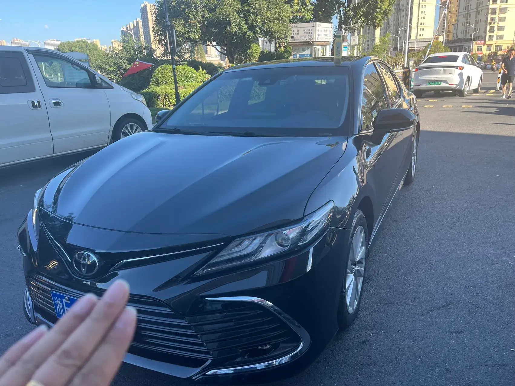 2021 TOYOTA CAMRY view 1